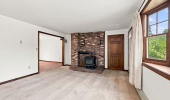 8 Bean Hill Rd, Belmont, NH 03220