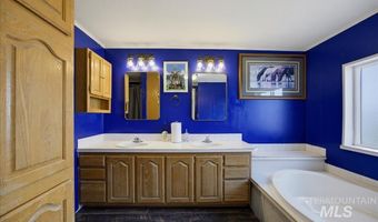 17903 Sand Hollow Rd, Caldwell, ID 83607