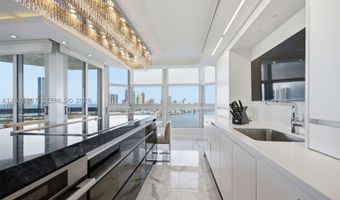 19101 NE 36th Ct 2912, Aventura, FL 33180