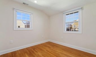 2000 S LANGLEY St, Arlington, VA 22204