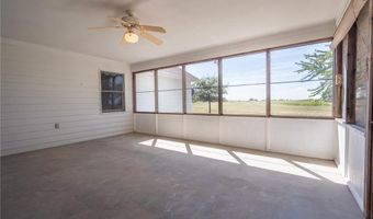 315 E High St, Baldwin City, KS 66006