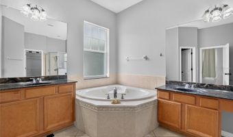 5246 BRIGHTON SHORE Dr, Apollo Beach, FL 33572
