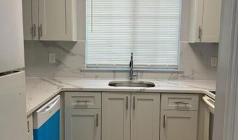 13 Larkspur Ct, Bedminster, NJ 07921