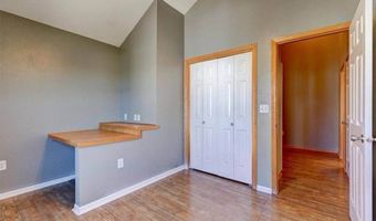 1062 10th Ave NW, Altoona, IA 50009