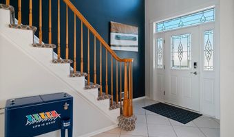 8 Jibsail Dr, Bayville, NJ 08721