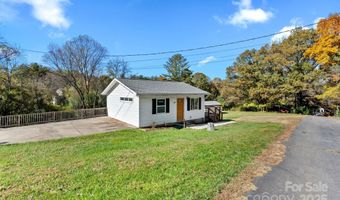 24 Ian River Dr, Asheville, NC 28806