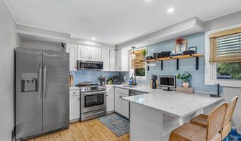 12 Arrowhead Rd, Bellingham, MA 02019