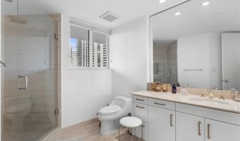 19500 Turnberry Way 7A, Aventura, FL 33180