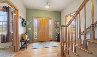 3208 S SOLITUDE Ln, Appleton, WI 54915