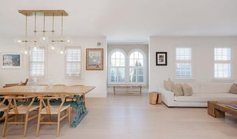 23 Catherine St, Newport, RI 02840