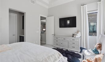 47 Moonfire Dr, Las Vegas, NV 89135