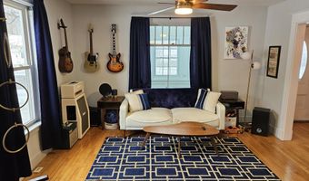 12 Fourteenth St, Bangor, ME 04401