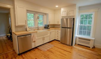 27 Princeton St, Bangor, ME 04401
