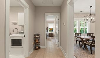24 Alumni Rd, Beaufort, SC 29907