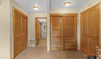 1042 Oak Knoll Dr, Ashland, OR 97520