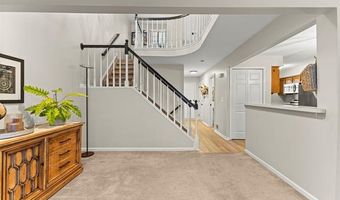 19 Parkplace N, Allen Park, MI 48101