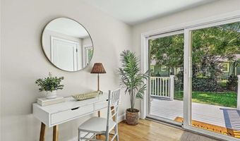1 Cheshire Dr, Barrington, RI 02806