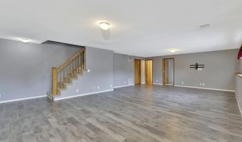 307 Cypress Ct, Andover, KS 67002