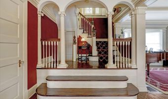 211 Cedar Ave, Allenhurst, NJ 07711