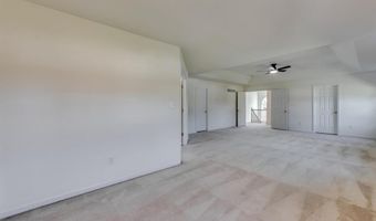 253 Village Creek Dr Dr, Ballwin, MO 63021