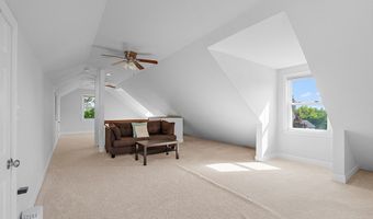 9 Rhodes St, Billerica, MA 01821