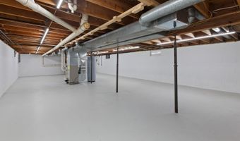 924 Oak St, Adrian, MI 49221