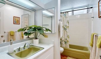 240 PUIWA Rd, Honolulu, HI 96817