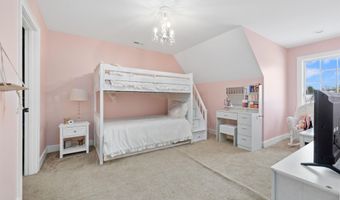 549 Morningstar Rd, Auburn, IN 46706