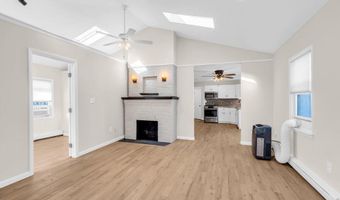 409 Capstan Ave, Beachwood, NJ 08722