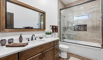 216 Mara Mdws, Athol, ID 83801