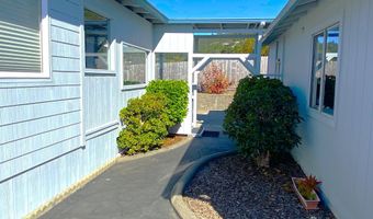 98609 CAMELLIA Dr, Brookings, OR 97415