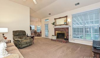 5607 Oak Dr, Charlotte, NC 28216
