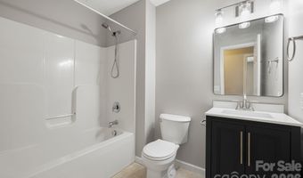 76 Selwyn Rd, Asheville, NC 28806