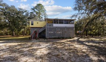 7639 6th St, Bell, FL 32619