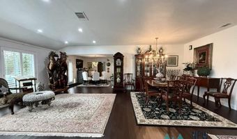 1005 N Shore Dr, Carlsbad, NM 88220