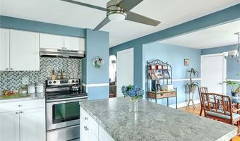 141 Cornell St, Cranston, RI 02920