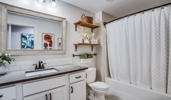 1433 N Shadow Rock Dr, Andover, KS 67002