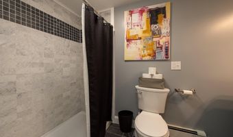 12 Laurence Way, Falmouth, ME 04105