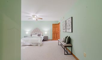 74 CONNIE Ln, Dover, DE 19901