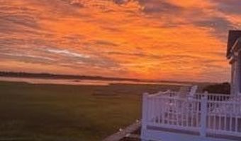 1711 E Fort Macon Rd, Atlantic Beach, NC 28512