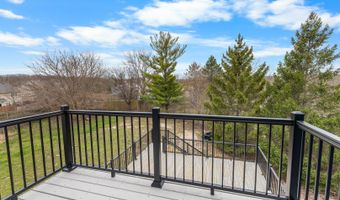 330 OAK HILL Ct, Antioch, IL 60002