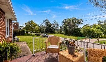 1784 Woodside Dr, Ambridge, PA 15003