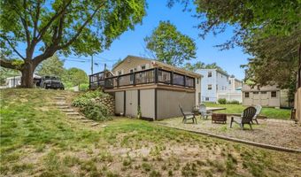 44 Highbank Ave, North Kingstown, RI 02852