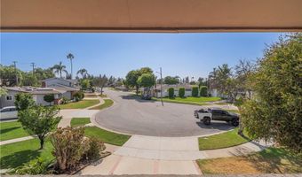 4864 E Mckinnon Dr, Anaheim, CA 92807