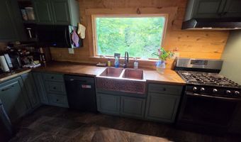 2399 Main St, Cabot, VT 05647
