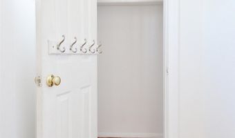 34 W 7TH St, Bayonne, NJ 07002