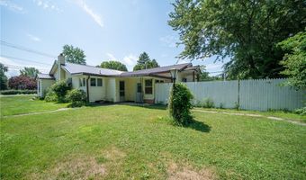 720 Bennett Rd, Angola, NY 14006