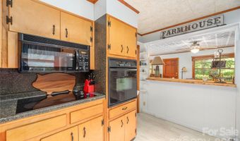 868 Cabin Flats Rd, Balsam, NC 28707