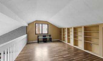 305 S RED LION Ter, Bear, DE 19701