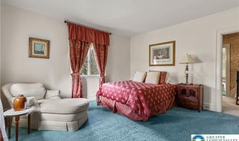2730 Chew St, Allentown, PA 18104